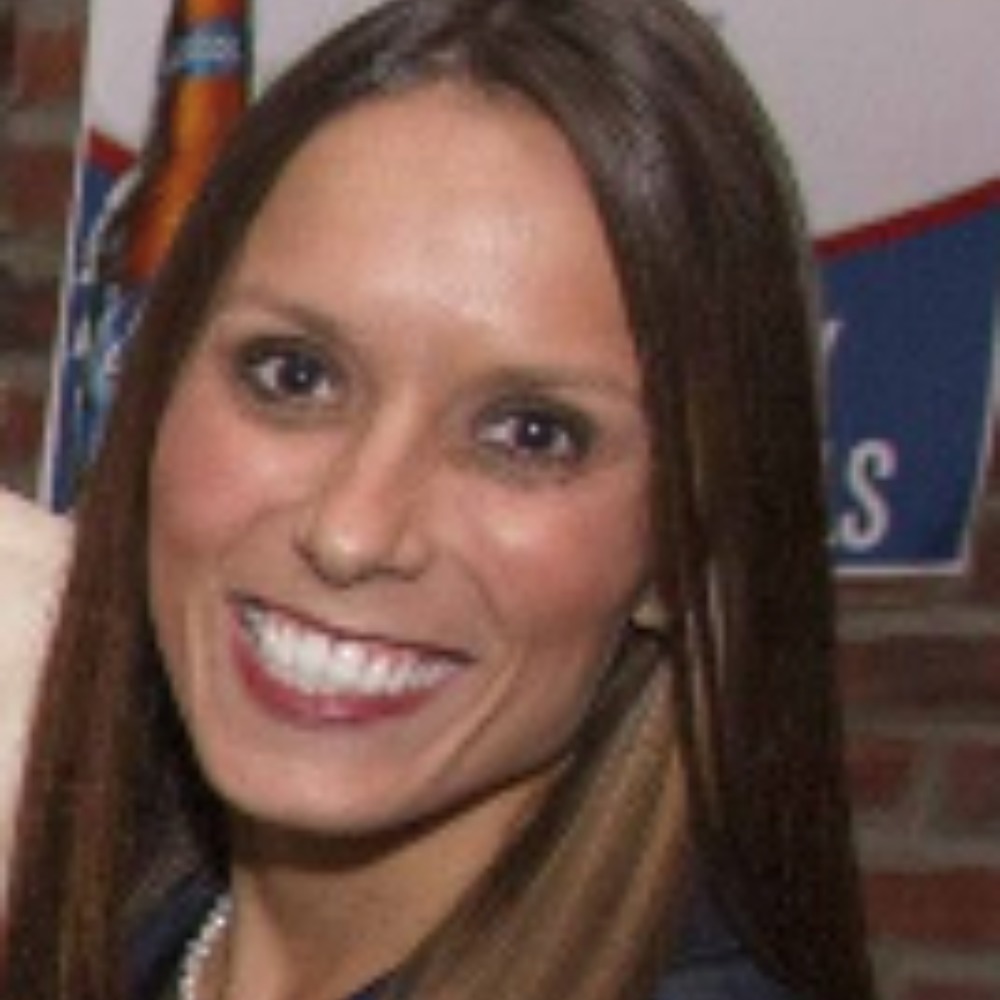 Meet your Posher, Monica